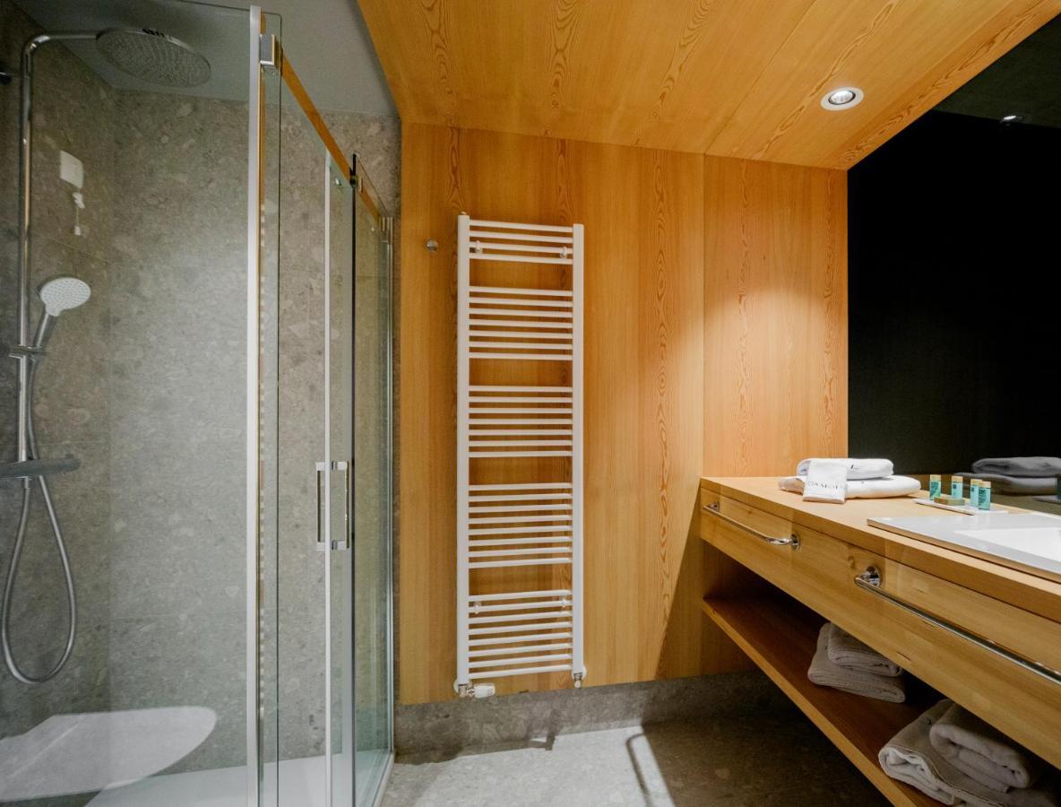 Osmolis Hotel 4*