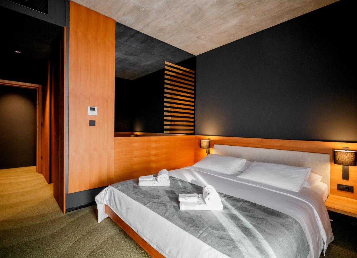 Osmolis Hotel 4*