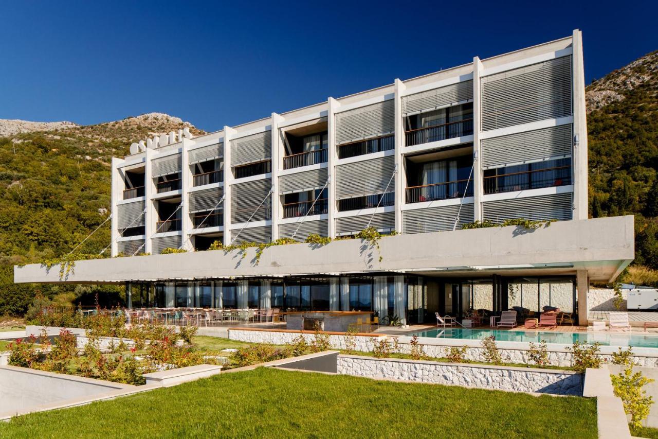 Osmolis Hotel